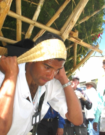 José Luis Chavarriaga - Mauricio Londoño Londoño fue el ganador absoluto del Desfile de Silleteros 2005.