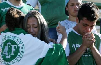 Los hinchas del Chapecoense han convocado este jueves a varios actos conmemorativos. FOTO CHAPECOENSE