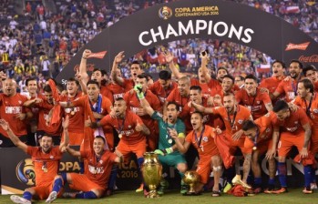 Chile jugará con el ganador de la Eurocopa, un partido conmemorativo por los 100 años de la Conmebol. FOTO AFP