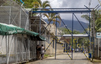 La cárcel de máxima seguridad La Paz, en Itagüí, tiene actualmente una población carcelaria de 1.166 personas, aunque el centro de reclusión solo fue construido para albergar a un máximo de 362 internos. FOTO JUAN ANTONIO SÁNCHEZ OCAMPO