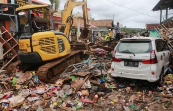 Tsunami en Indonesia, en diciembre de 2018. FOTO: AFP.