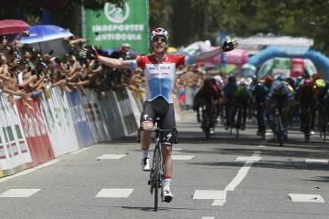 Tras un gran esfuerzo, Bob Jungles, ganó en solitario la cuarta etapa del Tour Colombia 2.1. FOTO JUAN ANTONIO SÁNCHEZ