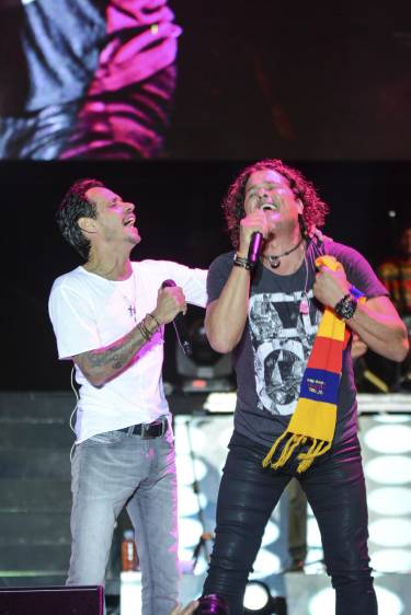 Un momento emocionante con dos grandes cantando juntos. Foto Cámara Lúcida.