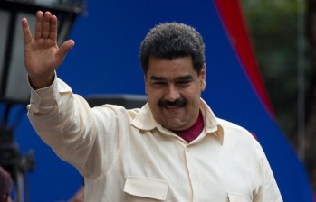 El Gobierno de Venezuela adelantó a partir de este domingo en 30 minutos la hora nacional. FOTO AP