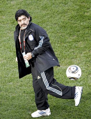 Reuters - A pesar del paso de los años, el amor entre Maradona y la pecosa sigue intacto, y al parecer será eterno.