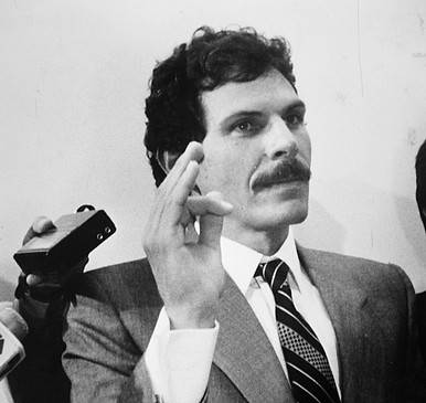 Carlos Pizarro fue asesinado en pleno vuelo de Avianca en la ruta Bogotá-Barranquilla el 26 de abril de 1990. FOTO Archivo Colprensa