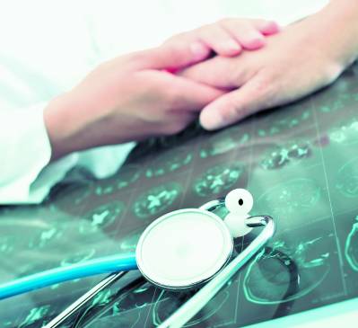 No se puede saber por ahora porqué se infectan solo unos pacientes y no todos. FOTO sstock