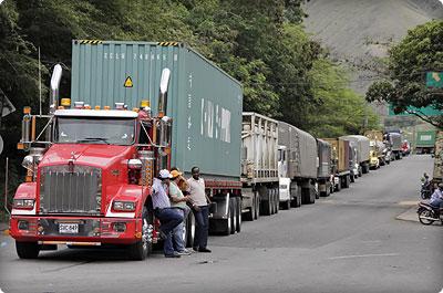 Colfecar aseguró que ese gremio no apoya el cese de actividades anunciado por un sector de los camioneros. FOTO COLPRENSA