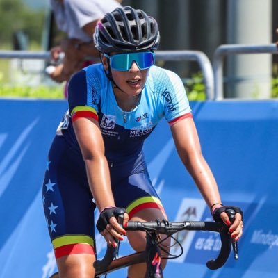 Jessica Parra, ciclista bogotana. FOTO TOMADA DE TWITTER