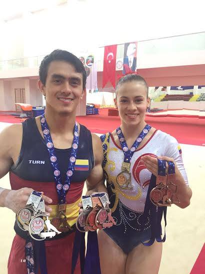 Jossimar Calvo y Catalina Escobar lograron nueve medallas en la Copa Mundo de esta disciplina en Turquía. FOTO Cortesía Federación Colombiana de Gimnasia