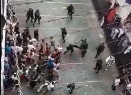 Agresión a reclusos en la cárcel de máxima seguridad La Paz, en Itagüí. FOTO CAPTURA DE VIDEO