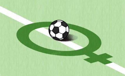 Patadas al fútbol femenino