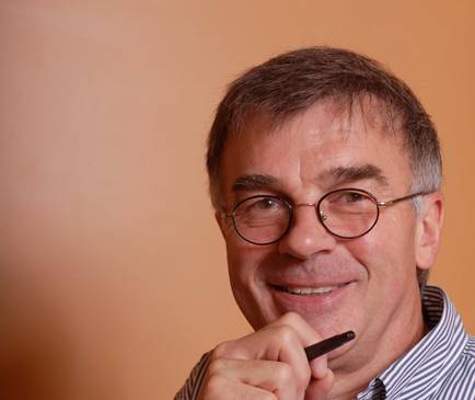 Frank Locker es profesor en la cátedra “Los ambientes de aprendizaje para el mañana” de la Universidad de Harvard. FOTO: Cortesía.