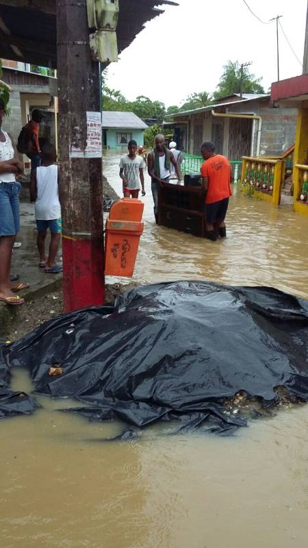 Como primera medida se han hecho evacuaciones preventivas a las zonas altas de la región. FOTO CORTESÍA
