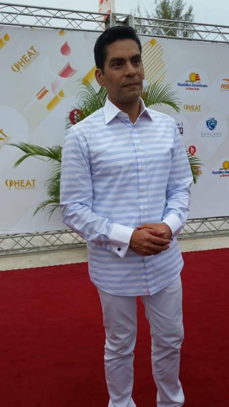 Ismael Cala fue el presentador de los premios. FOTO Jaime Arango Duque