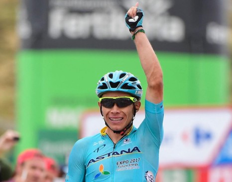 Miguel Ángel López, fue mejor Joven del Giro y el ciclista más combativo de la Vuelta a España en 2019. FOTO AFP