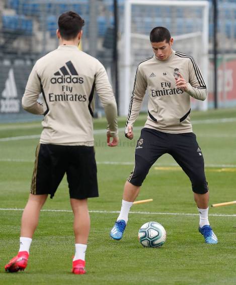 James realizó trabajos aparte de la nómina principal. Foto web Real Madrid F.C: