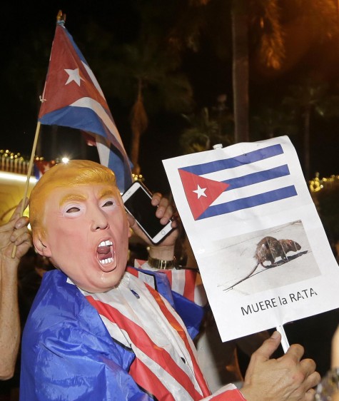 El electo presidente de Estados Unidos, Donald Trump, fue muy mentado por quienes celebraron la muerte de Fidel Castro. FOTO AP