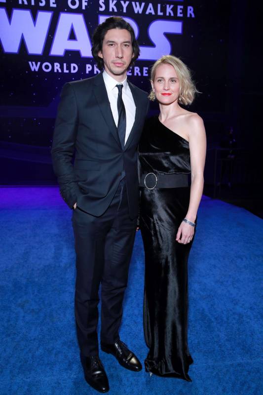 Adam Driver, quien hace el papel de Kylo Ren, y su esposa Joanne Tucker. Foto Rich Fury - Afp 