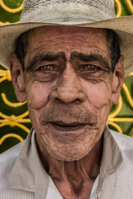 “Jardín de enero a diciembre” es un proyecto que pretende recopilar 365 registros en el año, con la intención de ilustrar el cotidiano de un pueblo. Foto: Juan Felipe Giraldo. Si desea participar ingrese a www.elcolombiano.com/mimejorclic