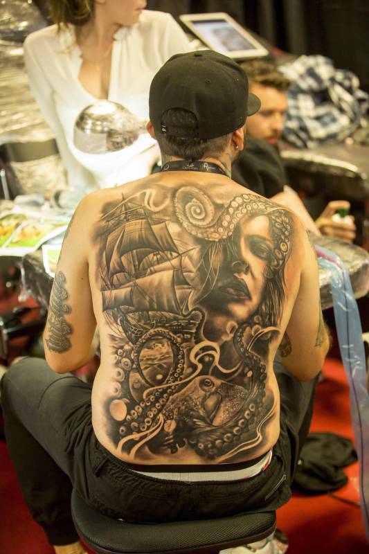 Tatuajes de todos los tamaños se vieron en Expotatuaje. FOTO Carlos Velásquez