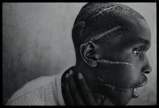 “Hay que tener abiertos los ojos, la mente y el corazón”: James Nachtwey