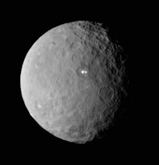 Esta imagen de archivo de febrero de 2015 proporcionada por la Nasa muestra el planeta enano Ceres. FOTO AP