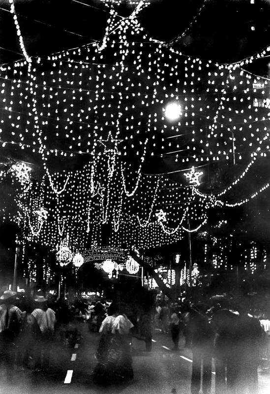 Alumbrado navideño 1980, La Playa con Sucre. FOTO ARCHIVO ELCOLOMBIANO