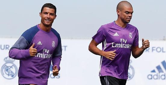 El delantero portugués Cristiano Ronaldo regresó este miércoles a los entrenamientos en la ciudad deportiva de Valdebebas. FOTO Cortesía Real Madrid