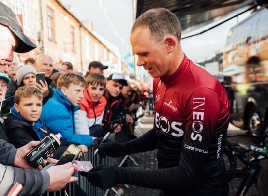 Chris Froome había manifestado que estaba analizando su continuidad en el equipo. FOTO INEOS