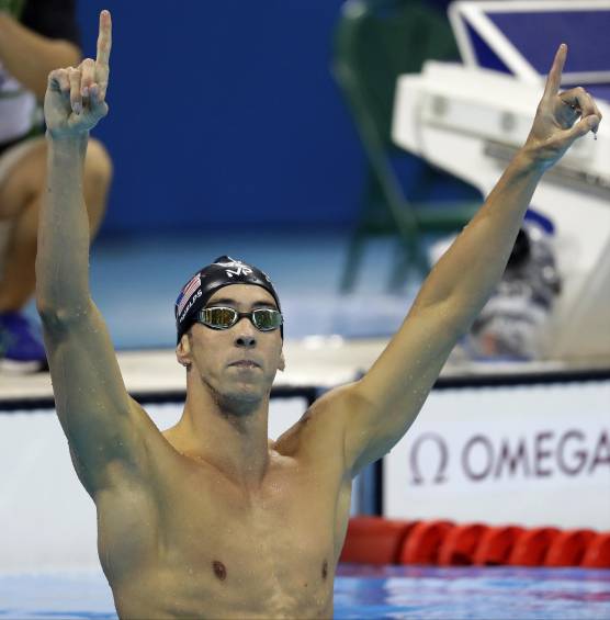 El estadounidense Michael Phelps ya es una leyenda en los Juegos Olímpicos. FOTO AP