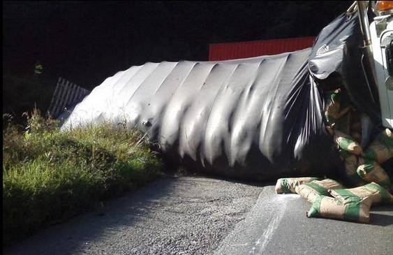 En el accidente no se presentaron lesionados. FOTO COLPRENSA