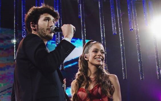 La pareja inició su relación en 2019 luego de que la argentina protagonizara el videoclip de la canción ‘Cristina’. FOTO @tinistoessel