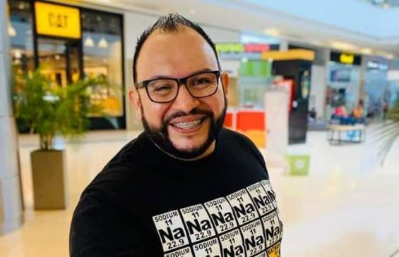 El comediante falleció viendo un partido de fútbol en un centro comercial. Foto: Colprensa. 