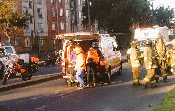 El general Humberto Guatibonza, director de la Policía Nacional, confirmó que la motocicleta bomba dirigida al paso de una caravana de la institución. FOTO Gabriel_Barrera_M @GavoBarreraM