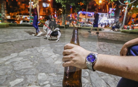 En la capital antioquieña el grupo de bebidas alcohólicas y tabaco fue lo que más empujó el alza del indicador. FOTO RÓBINSON SÁENZ