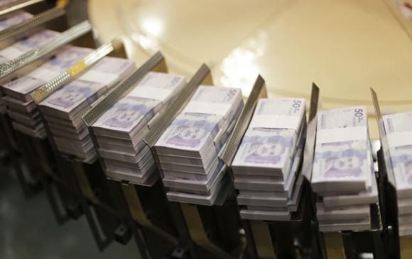 Los planteamientos abordados en las mesas de discusión entre la mesa de subcomisión de ponentes y MinHacienda permitirían recaudar apenas 8,2 billones de pesos de los 14 billones de pesos faltantes del presupuesto 2019. Foto Colprensa