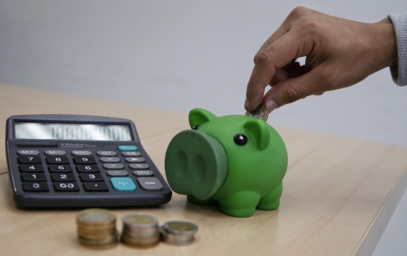 Los colombianos deben aportar el 16 % de lo que devenguen a pensiones. FOTO: Colprensa