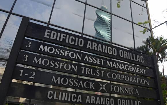 En Colombia son 77 los bufetes y asesores señalados en tener relaciones profesionales con la firma Mossack Fonseca. FOTO AFP