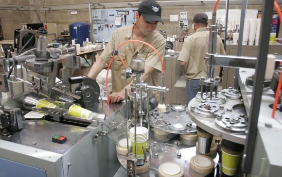 58 % de las microempresas funcionan en estrato 3, según Anif