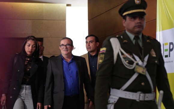 El excomandante de las Farc, Rodrigo Londoño alias “Timochenko” asistió a la Jurisdicción Especial de Paz. FOTO: COLPRENSA