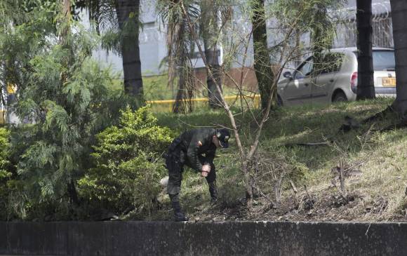 Las autoridades realizaron labores de investigación este viernes para dar con los responsables. FOTO MANUEL SALDARRIAGA
