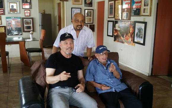 El cantante panameño había visitado hace pocos meses a Quique Lucca y a su hijo, el también músico Papo. FOTO FACEBOOK RUBÉN BLADES