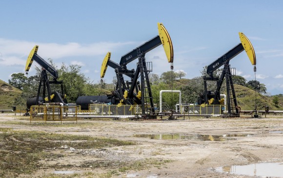 Petróleo pasó al tablero desde la percepción ciudadana. FOTO: JAIME PÉREZ