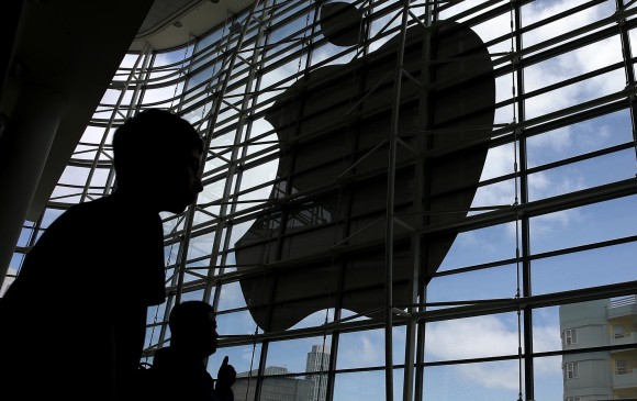 Más del 90 % de los productos que vende Apple están ensamblados en China. Foto: AFP