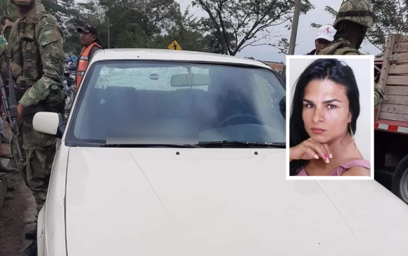 Carro en el que se transportaba Juliana Giraldo con su esposo, en el Cauca. 