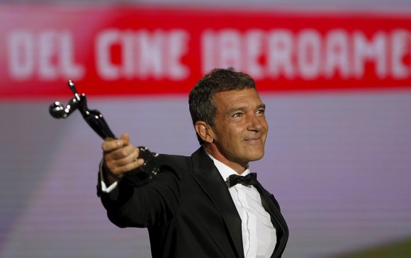 Antonio Banderas recibió el Premio honorífico de los Platino en España en 2015. FOTO Reuters