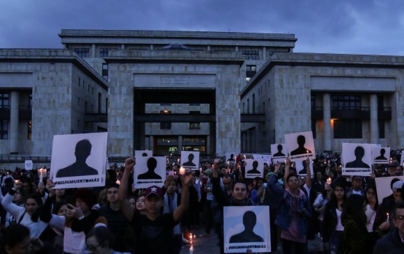 Protesta en días pasados por asesinato de líderes. Foto Colprensa