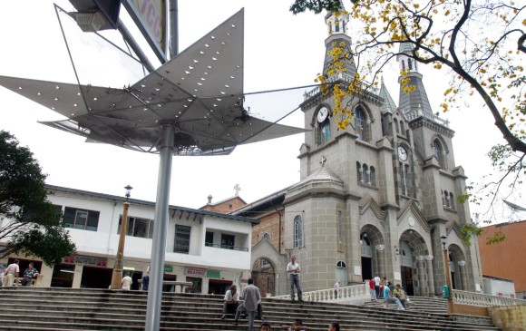 Basílica Menor de Nuestra Señora del Rosario, en el parque de La Estrella. FOTO JUAN ANTONIO SÁNCHEZ