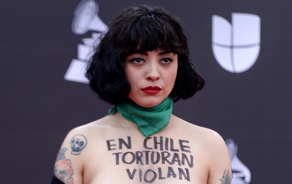 Cantante chilena Mon Laferte. FOTO: Tomada de Twitter @monlaferte